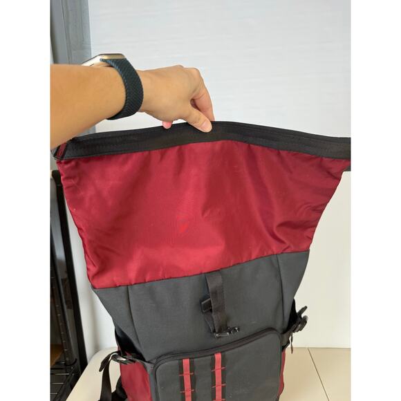 OAKLEY Utility Rolled Up Backpack Roll Top Bag Dull Onyx Red Y2k - Picture 7 of 14